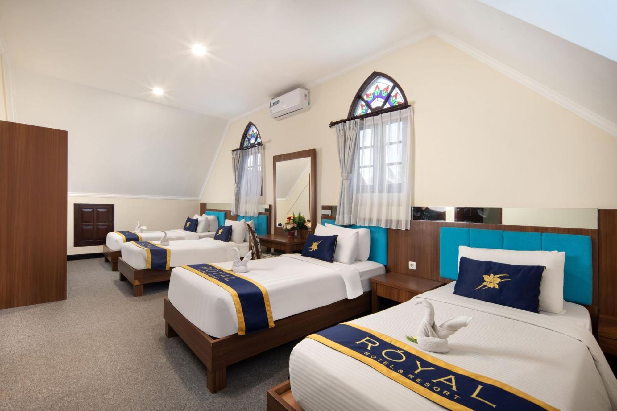 Royal Hotel And Villa Batu Бату Екстер'єр фото