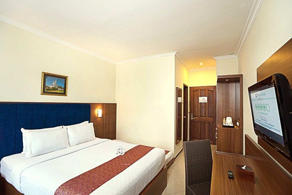 Royal Hotel And Villa Batu Бату Екстер'єр фото
